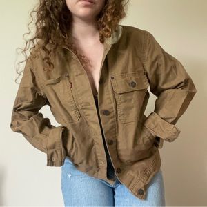 levi’s brown denim jacket !
